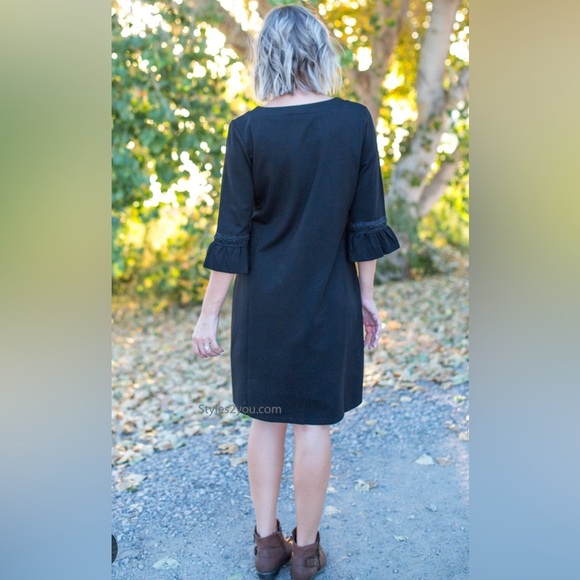 Aryeh Black A-line Scoop Neck Dress - Medium - Picture 2 of 10